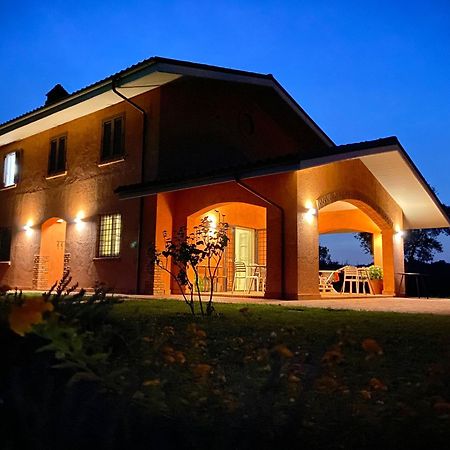 Casale Appia Bed & Breakfast Latina Dış mekan fotoğraf