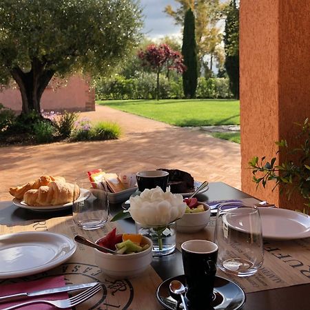 Casale Appia Bed & Breakfast Latina Dış mekan fotoğraf