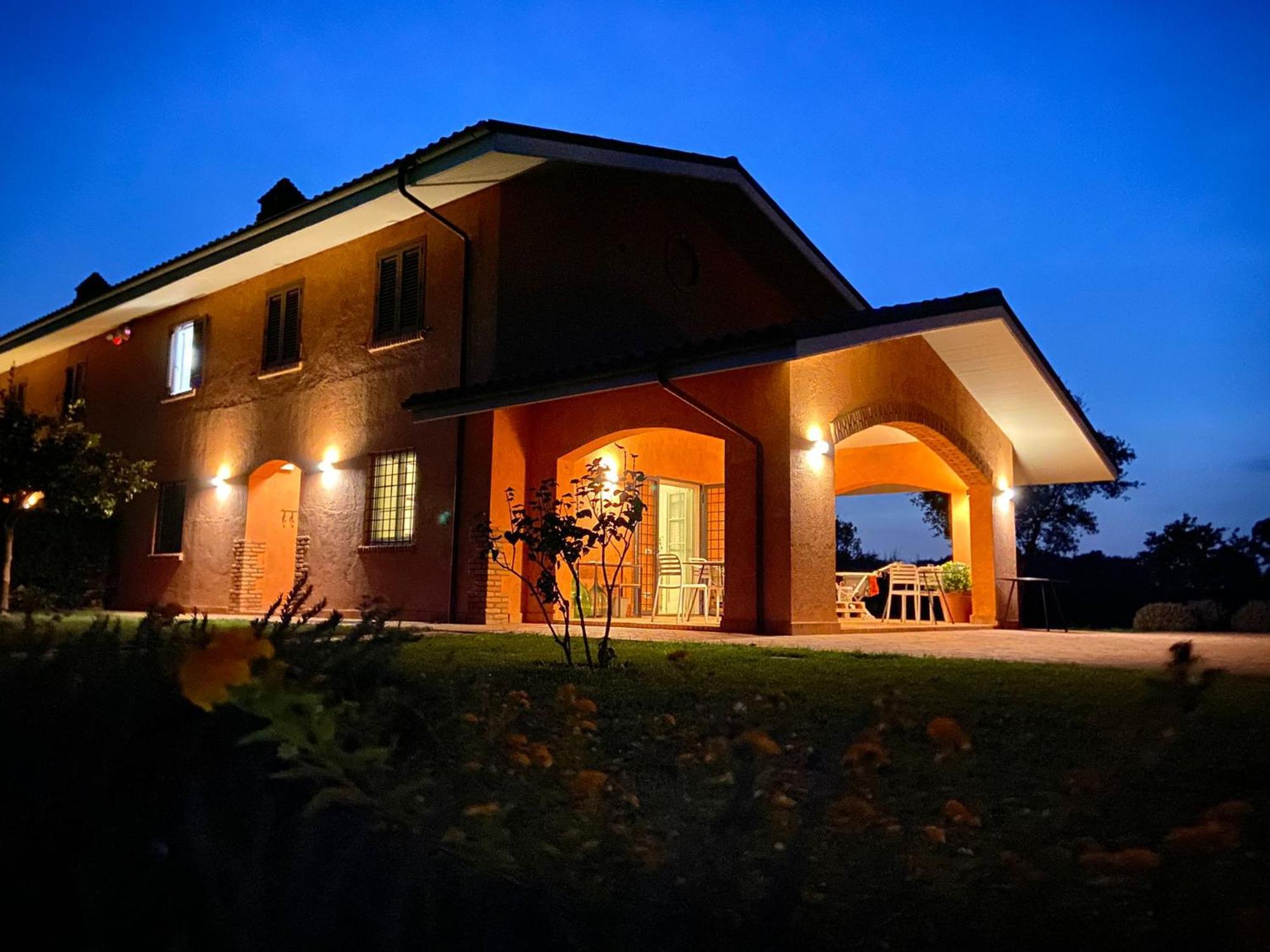 Casale Appia Bed & Breakfast Latina Dış mekan fotoğraf